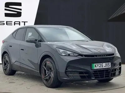 Usado Cupra Tavascan VZ1 245 kW (334 CV) 2025 Gris SUV
