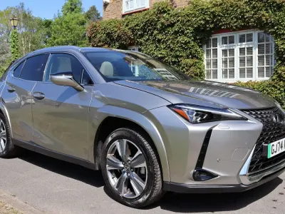 Used Lexus UX 150 kW (204 HP) 2024 Silver SUV