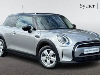 Used Mini Cooper Classic 134 HP (98 kW) 2023 Silver Hatchback