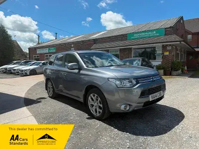 Used Mitsubishi Outlander P-HEV 2014 Grey Estate