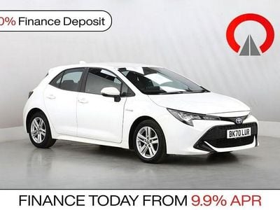 Used Toyota Corolla 122 HP (89 kW) 2020 White Hatchback