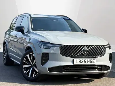 Used Volvo XC90 Plus 250 HP (183 kW) 2025 SUV