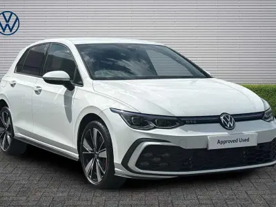 Used VW Golf VIII GTE 245 HP (180 kW) 2025 White Hatchback