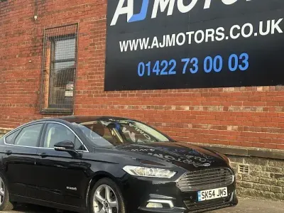 Usado Ford Mondeo Titanium 190 HP (139 kW) 2017 Sedan