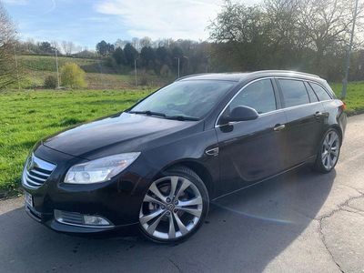 Used Vauxhall Insignia SRi 160 HP (117 kW) 2012 Black Estate