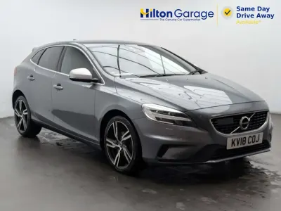 Begagnad Volvo V40 R-Design Pro 150 HK (110 kW) 2018 Grå Halvkombi
