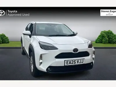 Used Toyota Yaris Cross 114 HP (83 kW) 2025 SUV