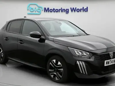 Used Peugeot 208 Allure 101 HP (74 kW) 2025 Hatchback