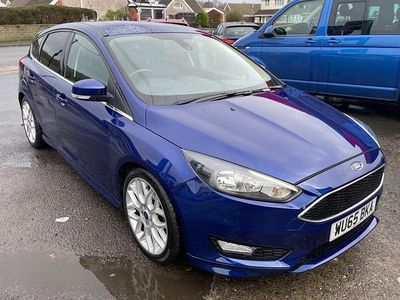 Blue Used 2015 Ford Focus Zetec Hatchback | £6,750 (Fair price)