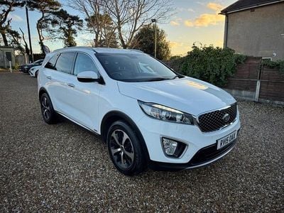 White Used 2015 Kia Sorento SUV | £10,290 (Good price)