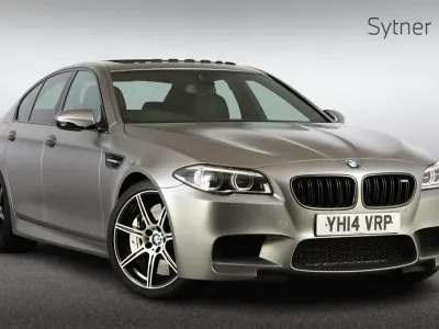 Second-hand BMW M5 Comfort Edition 552 CP (405 kW) 2014 Albastru Berlinǎ