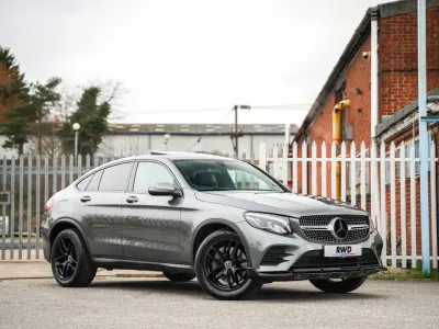 Begagnad Mercedes GLC250 AMG Line Premium 2019 Grå Sportkupé