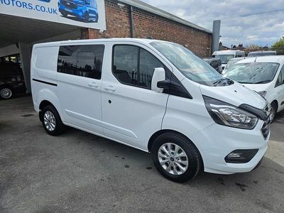 Used Ford Transit Custom Limited 185 HP (136 kW) 2021 White Van