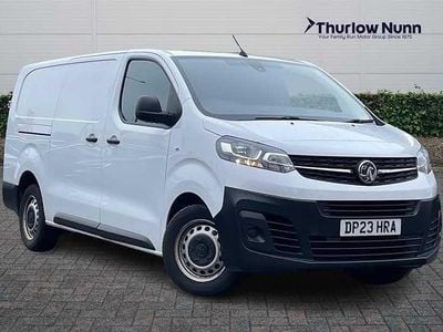 Used Vauxhall Vivaro S 100 HP (73 kW) 2023 White MPV