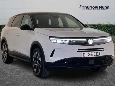 Used Vauxhall Grandland X Ultimate 136 HP (100 kW) 2024 White SUV