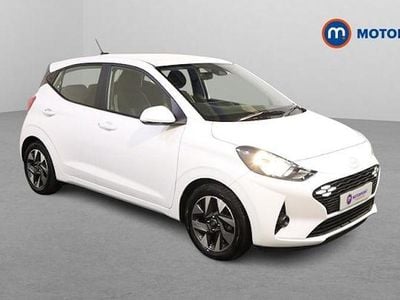 Used Hyundai i10 Advanced 79 HP (58 kW) 2025 White Hatchback
