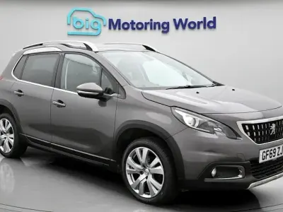Second-hand Peugeot 2008 Allure Premium 110 CP (80 kW) 2019 Gri SUV