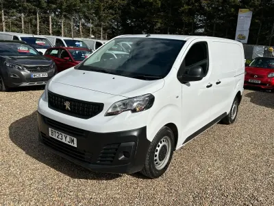 Usado Peugeot Expert Premium 2023 Branco Van