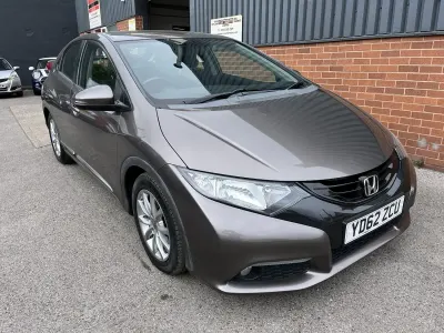 Used Honda Civic ES 142 HP (104 kW) 2012 Brown Hatchback