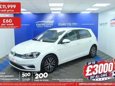 Used VW Golf VII SE 130 HP (95 kW) 2019 White Hatchback