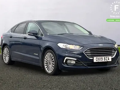 Käytetty Ford Mondeo Titanium 187 HP (137 kW) 2019 Sininen Sedan