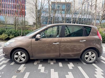 Used Renault Scénic III Dynamique 2011 Bronze MPV