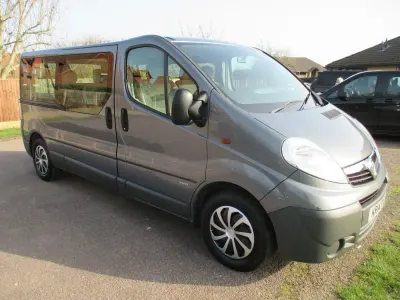 Used Vauxhall Vivaro 115 HP (84 kW) 2014 Grey MPV