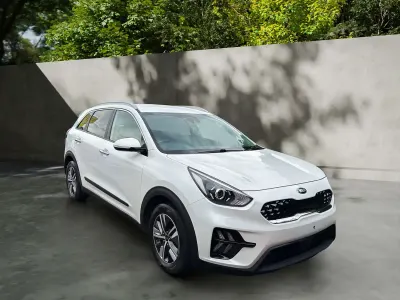Used Kia Niro 141 HP (103 kW) 2020 White SUV