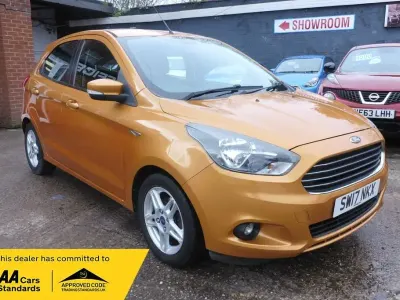 Used Ford Ka Plus Zetec 85 HP (62 kW) 2017 Gold Hatchback