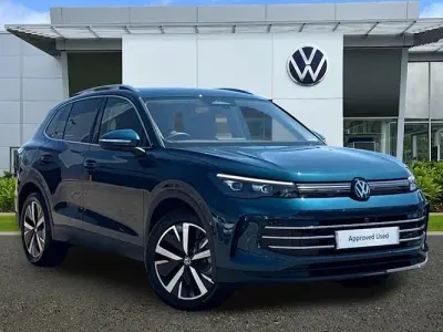 New VW Tiguan Elegance 150 HP (110 kW) 2025 Blue SUV