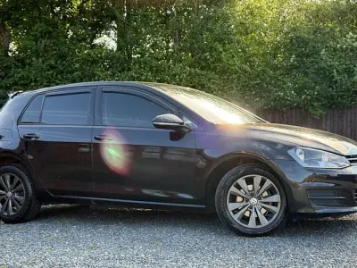 Used VW Golf VII SE 105 HP (77 kW) 2014 Black Hatchback