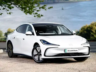 Novo MG IM5 216 kW (295 HP) 2026 Branco Citadino