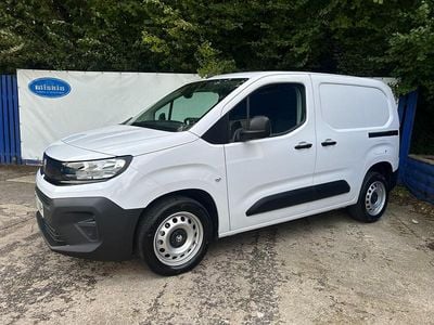 White Used 2024 Vauxhall Combo MPV | £12,499 (Good price)
