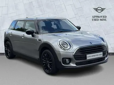 Gebraucht Mini Cooper Clubman Classic 134 PS (98 kW) 2024 Silber Kombi