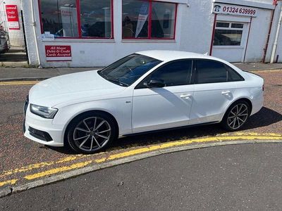 Used Audi A4 Black Edition 190 HP (139 kW) 2015 White Sedan