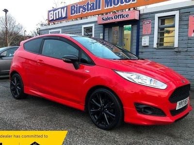 Used Ford Fiesta ST-Line 140 HP (102 kW) 2017 Red Hatchback