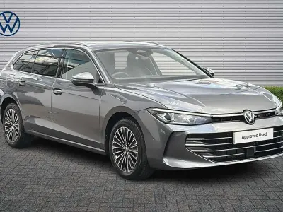 New VW Passat Elegance 204 HP (150 kW) 2026 Diabase grey Estate