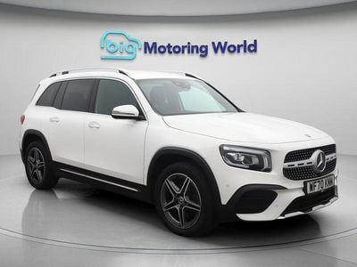 Mercedes GLB200