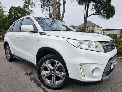 Used Suzuki Vitara SZ-T 120 HP (88 kW) 2015 White SUV