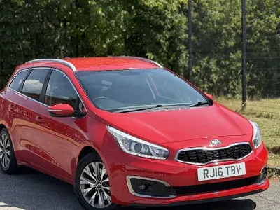 Used Kia Ceed Sportswagon 136 HP (100 kW) 2016 Red Estate