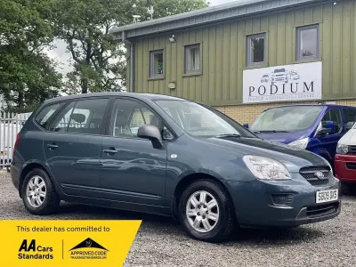 Used Kia Carens 144 HP (105 kW) 2009 Blue MPV