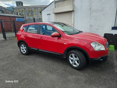 Used Nissan Qashqai Acenta 114 HP (83 kW) 2008 Red SUV