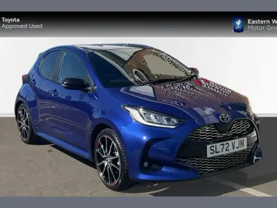Used Toyota Yaris Sport 113 HP (83 kW) 2023 Blue Hatchback