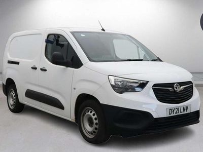 Used Vauxhall Combo Edition 100 HP (73 kW) 2021 White MPV