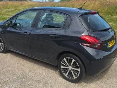 Used Peugeot 208 Active 2016 Grey slate Hatchback
