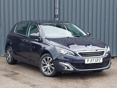 Używany Peugeot 308 Allure 120 KM (88 kW) 2017 Niebieski Hatchback