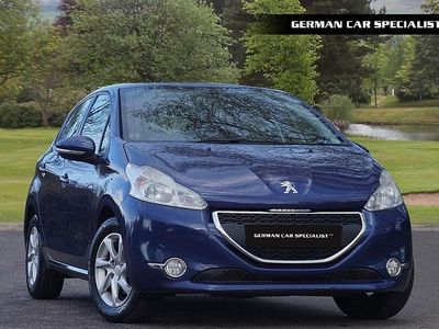Used Peugeot 208 Active 68 HP (50 kW) 2015 Blue Hatchback