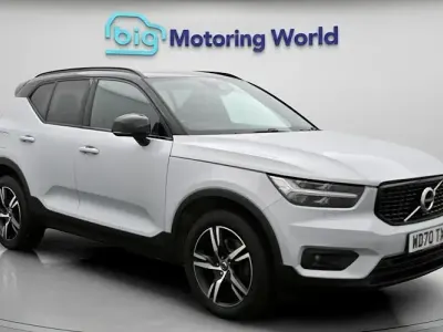 Used Volvo XC40 R-Design 197 HP (144 kW) 2021 Silver SUV
