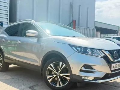 Used Nissan Qashqai 360º 140 HP (102 kW) 2018 Silver SUV