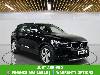 Used Volvo XC40 Momentum 2018 Black SUV